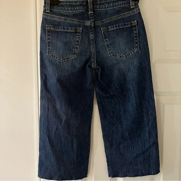 🐱 NWT Cat & Jack Girls’ Adjustable Waist Wide Leg Denim Blue Jeans with Raw Edge - Picture 2 of 5